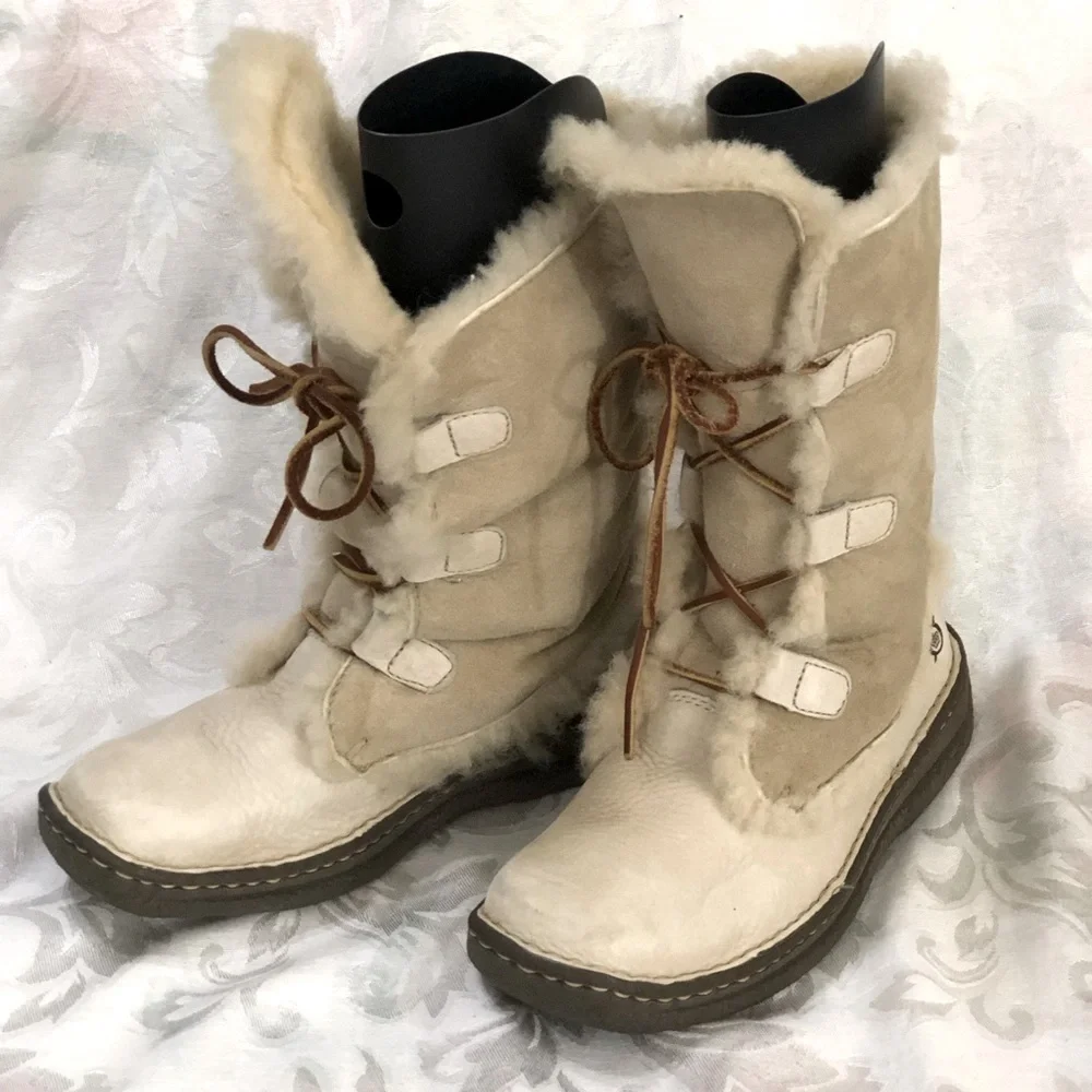 Born Vintage Suede Leather Shearling Lined Square Toe  Cream Winter Boots size 7